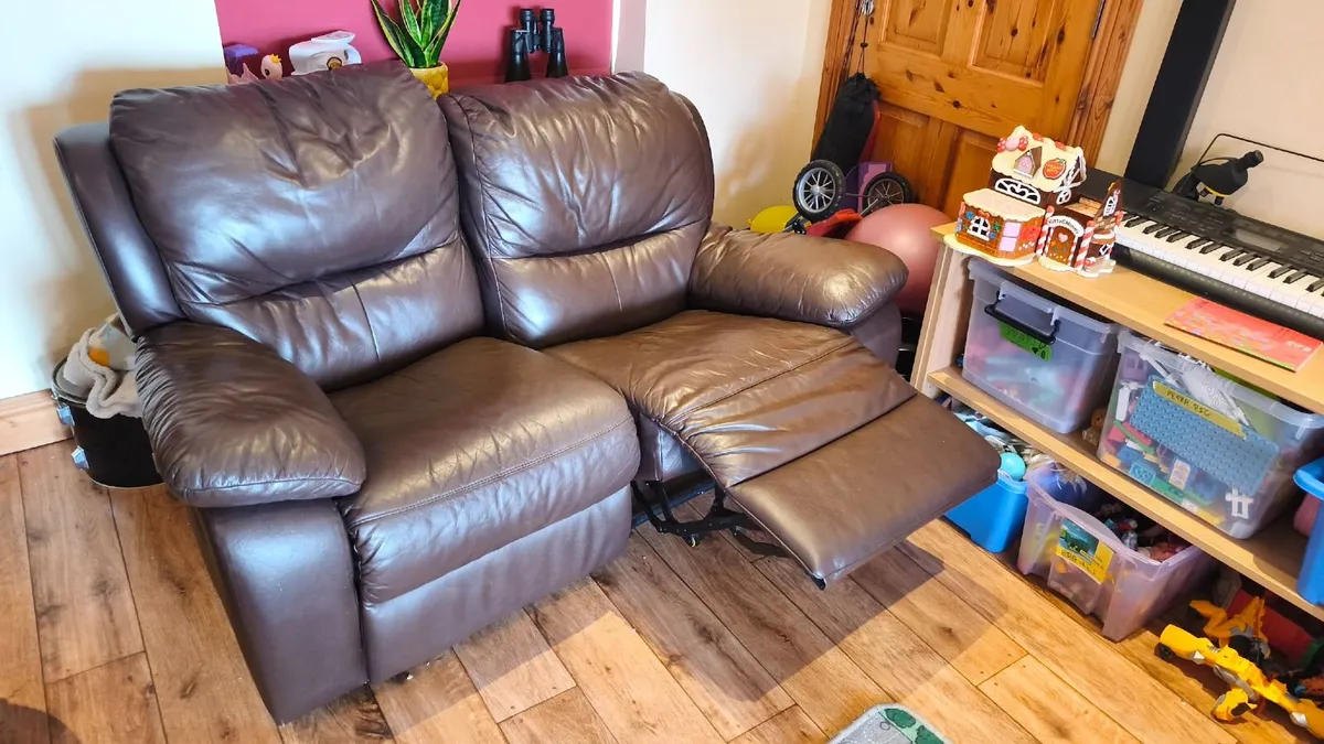 Two Seater Reclining Brown Leather Couch Recliner - Image 4