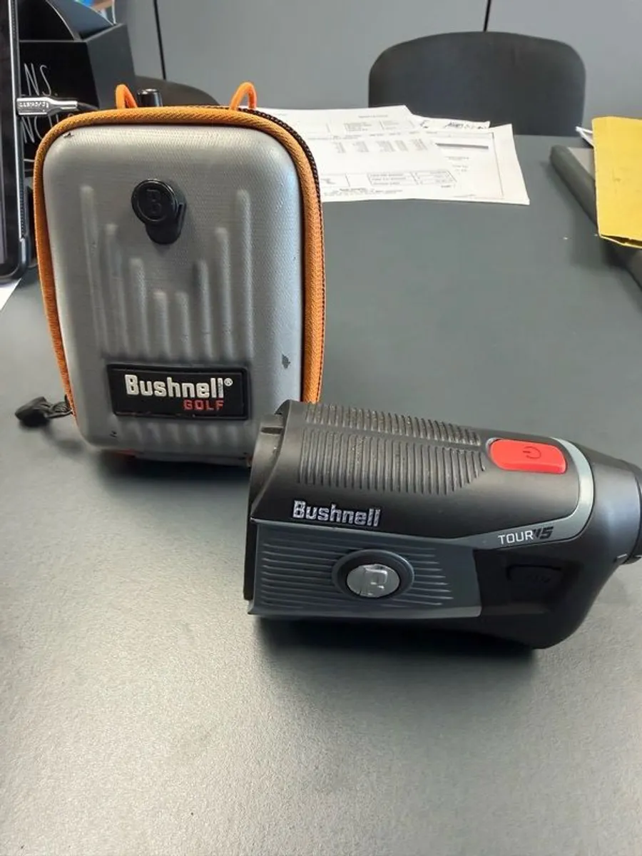 golf rangefinder bushnell tour v5 - Image 1
