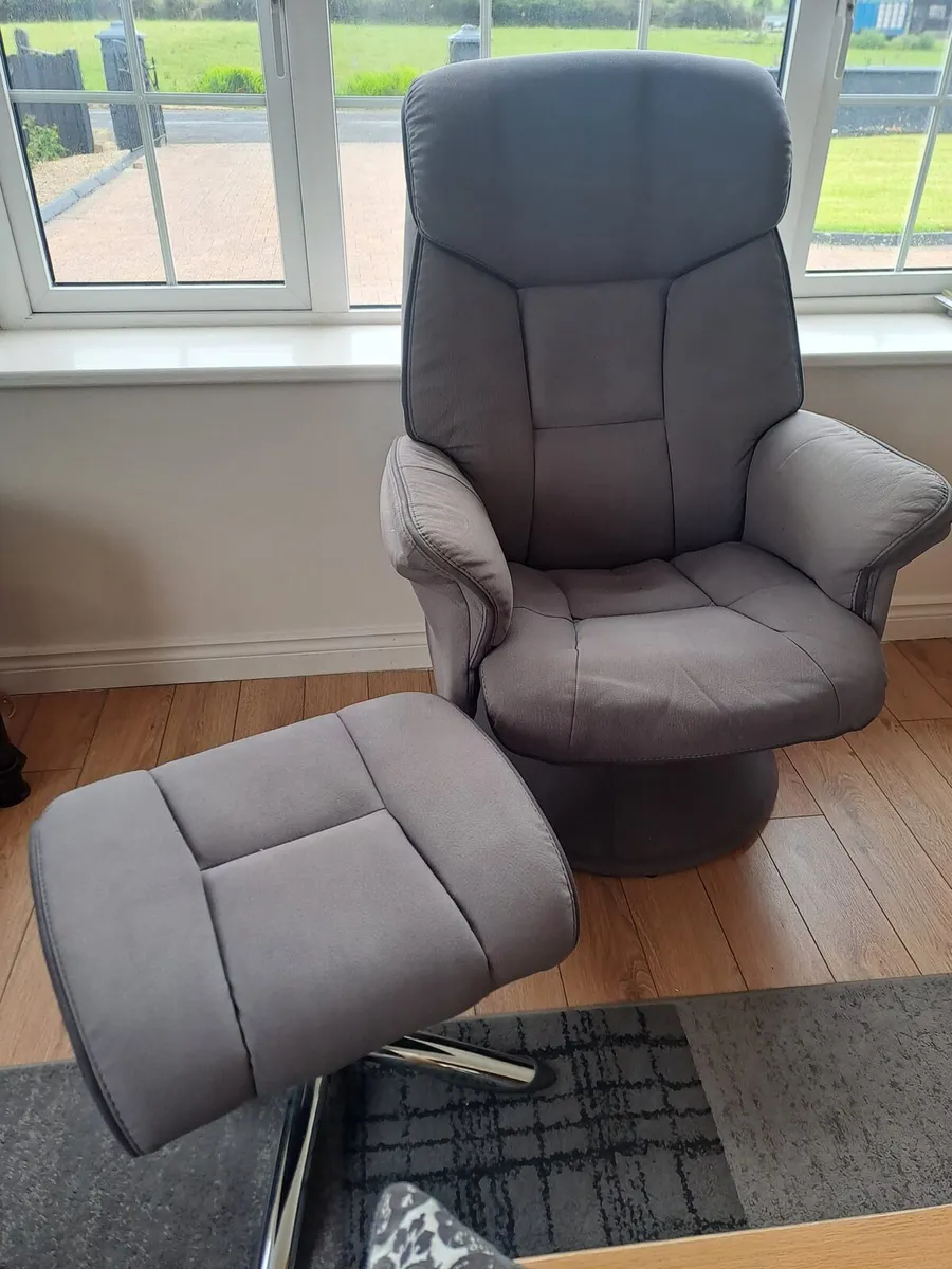 Reclining Chair with Matching Foot Stool