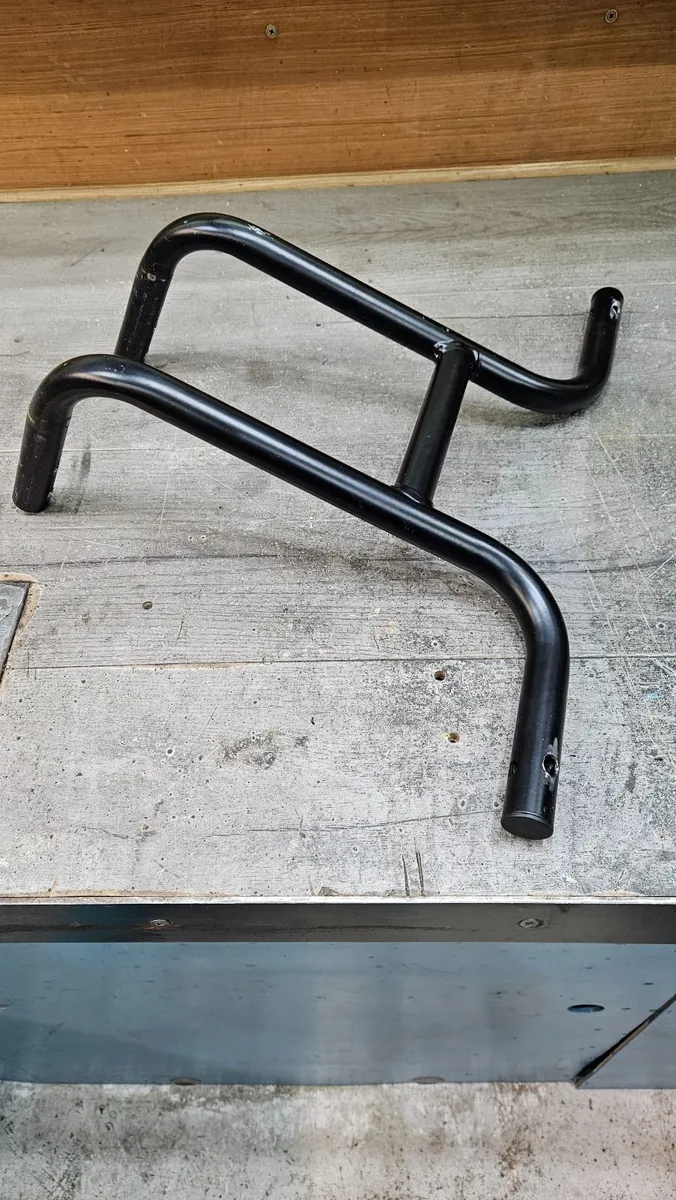 Dewalt rolling workstation foot rest stand - Image 2