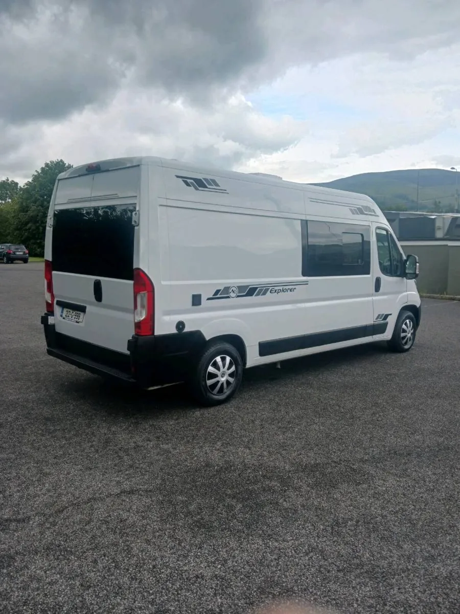 2021 Motorhome Camper Motorcaravan Immaculate - Image 2