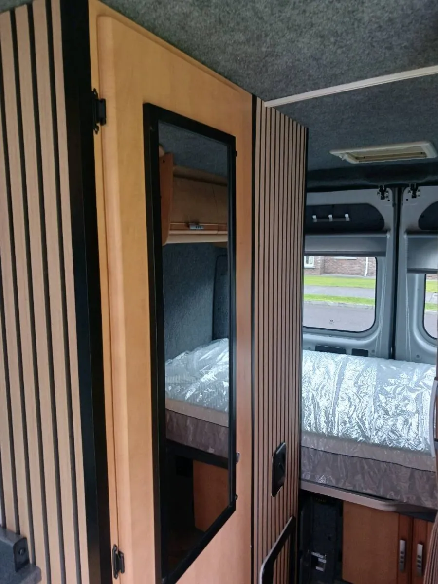 Motorhome Camper Motorcaravan 2021 - Image 2