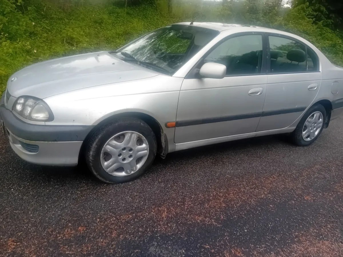 Toyota Avensis 2000 - Image 3