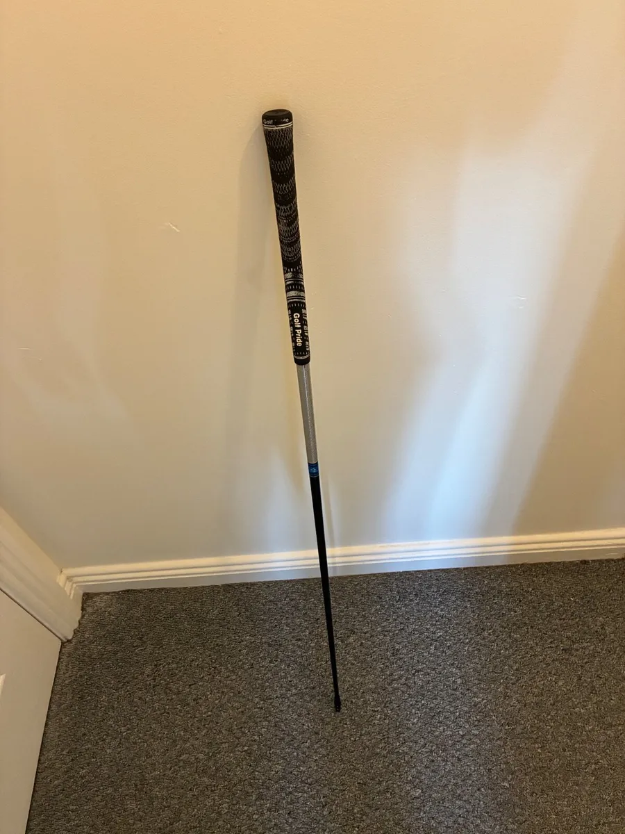 3 wood Tensei AV blue shaft - Image 4