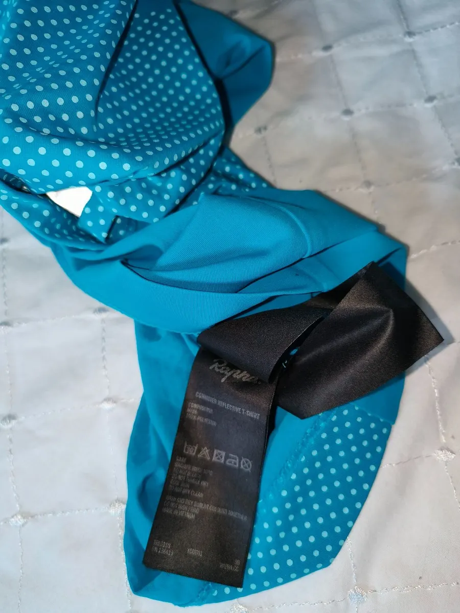 Rapha T shirt L - Image 3