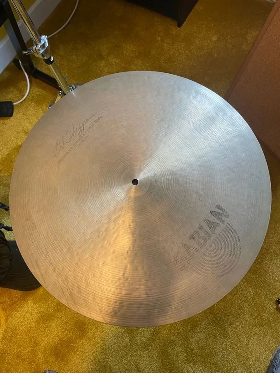 Sabian 22' cymbal flat ride - Image 1