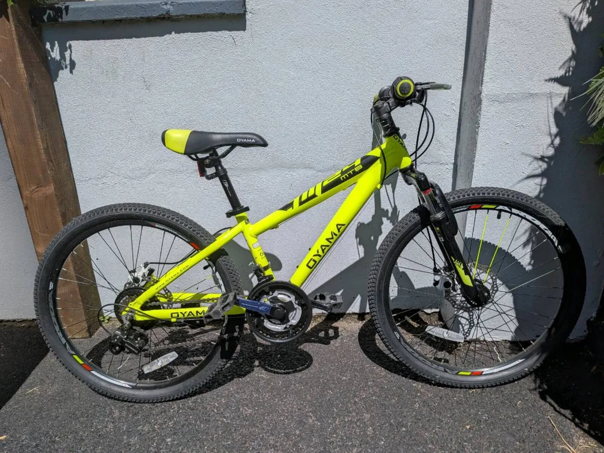Boys Bike as new - Image 4
