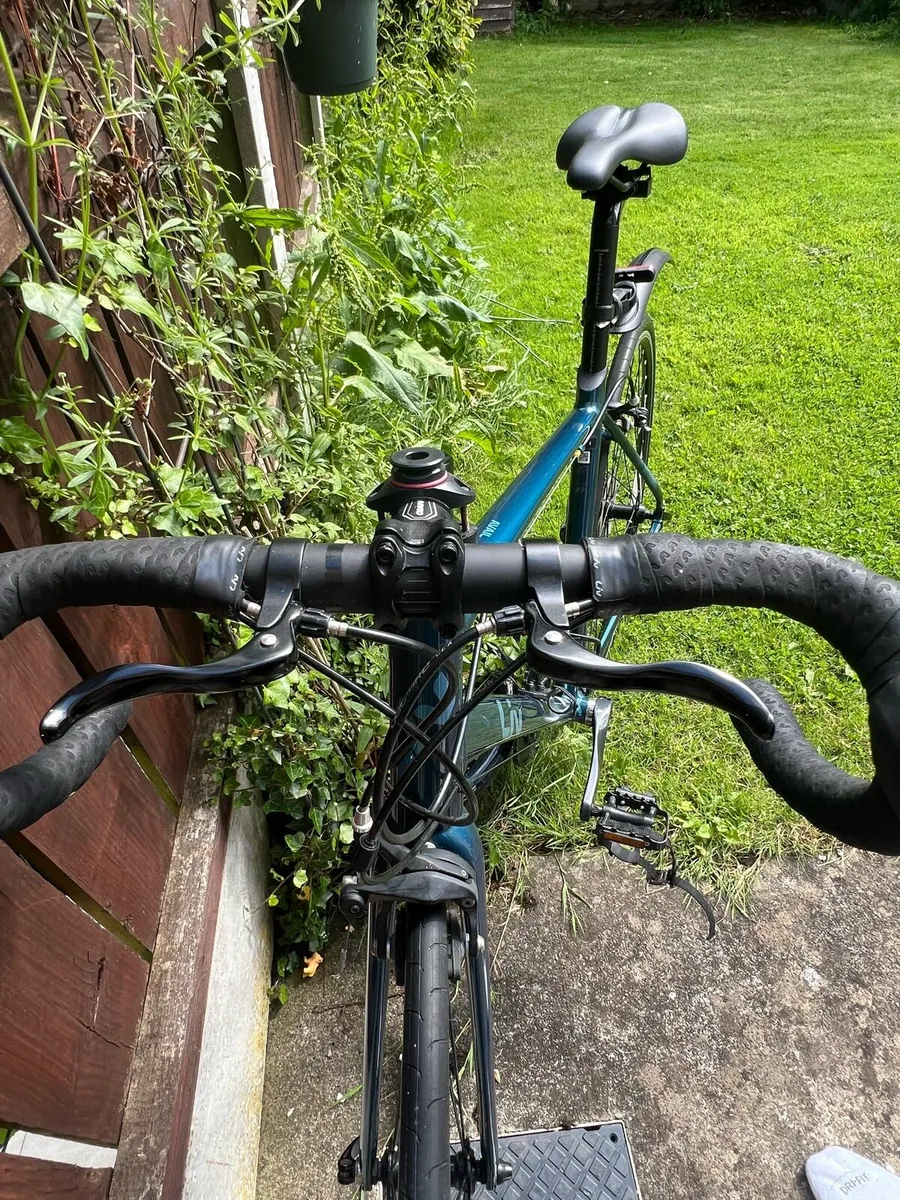 Liv Avail Road bike - Image 3