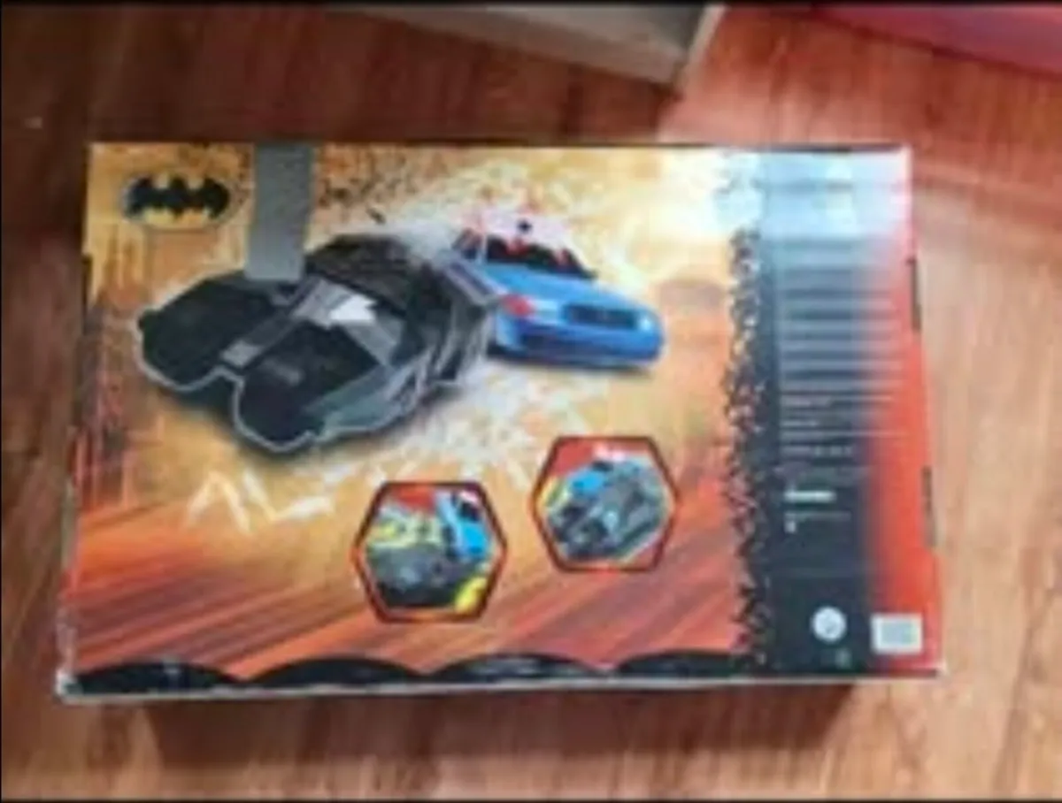 Batman begins scalextric collectors item - Image 2