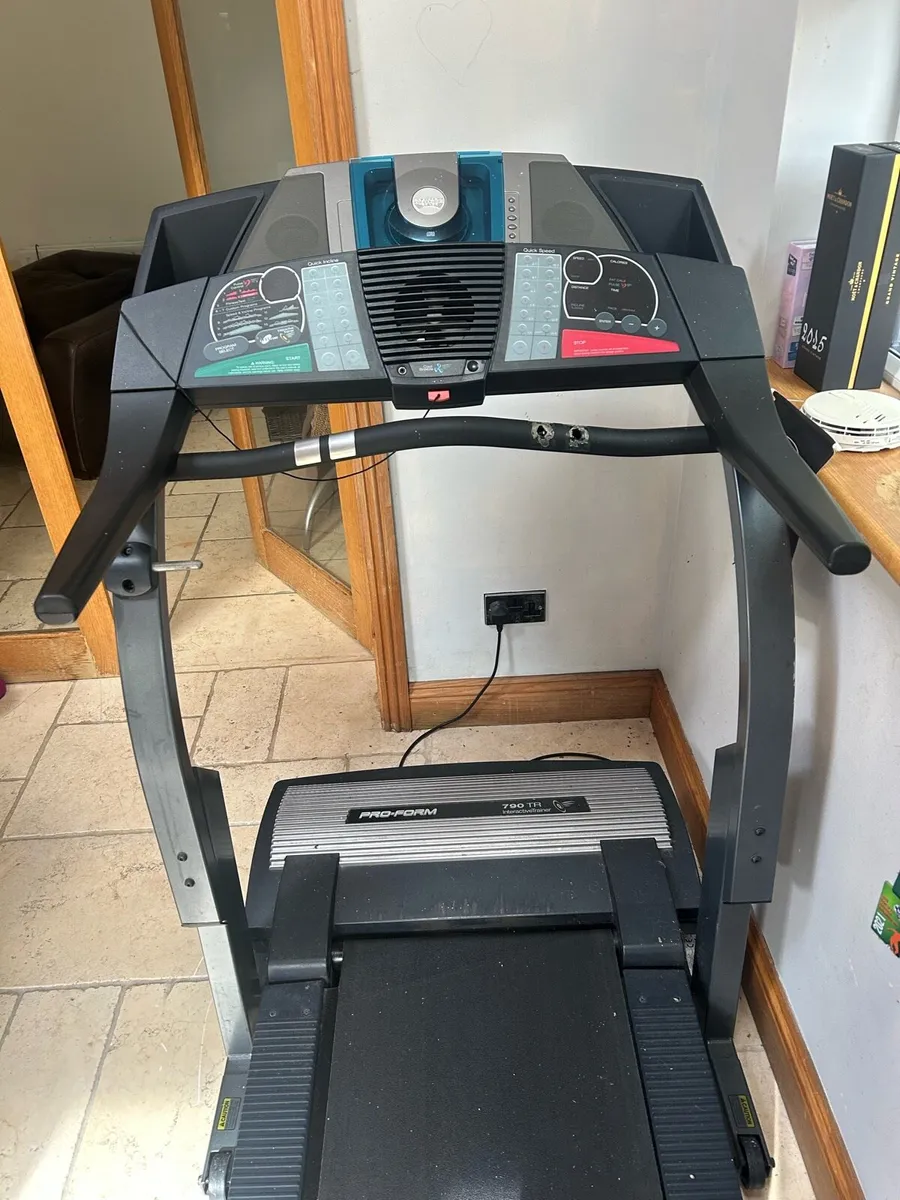 Proforma Treadmill