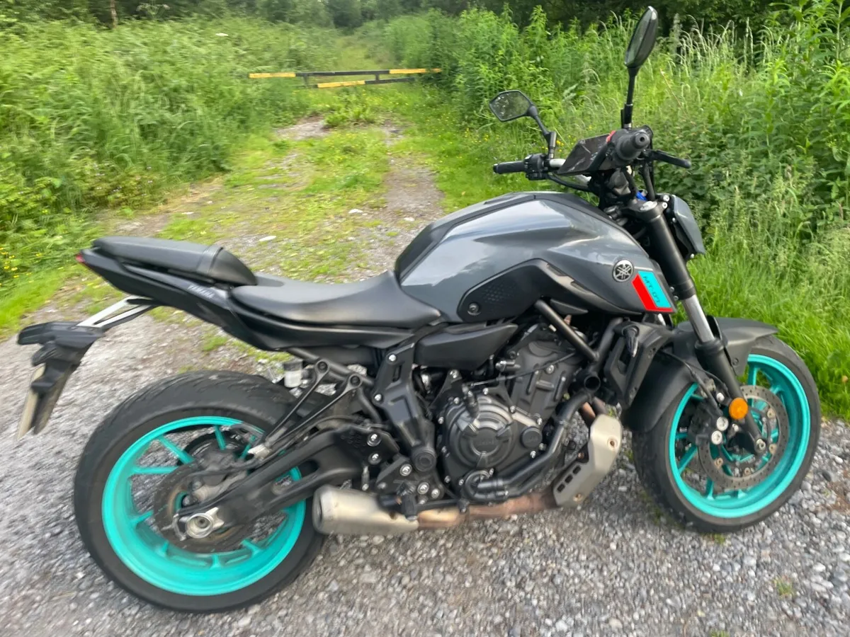 Yamaha mt07 2023 - Image 2
