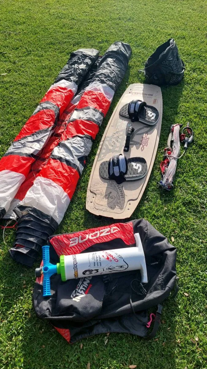 Kitesurfing gear - Image 1