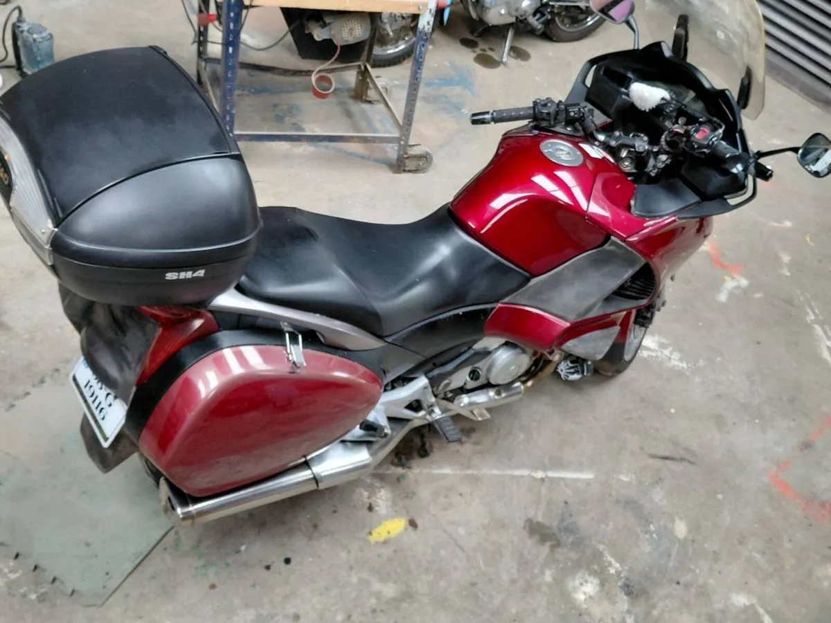 Honda Deauville NT 700 - Image 1