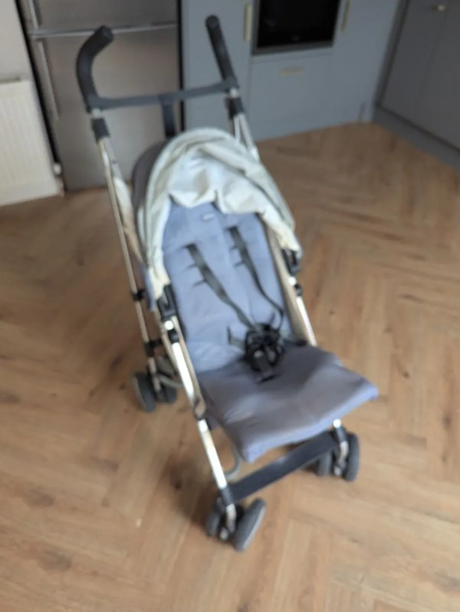 Stroller - Image 3