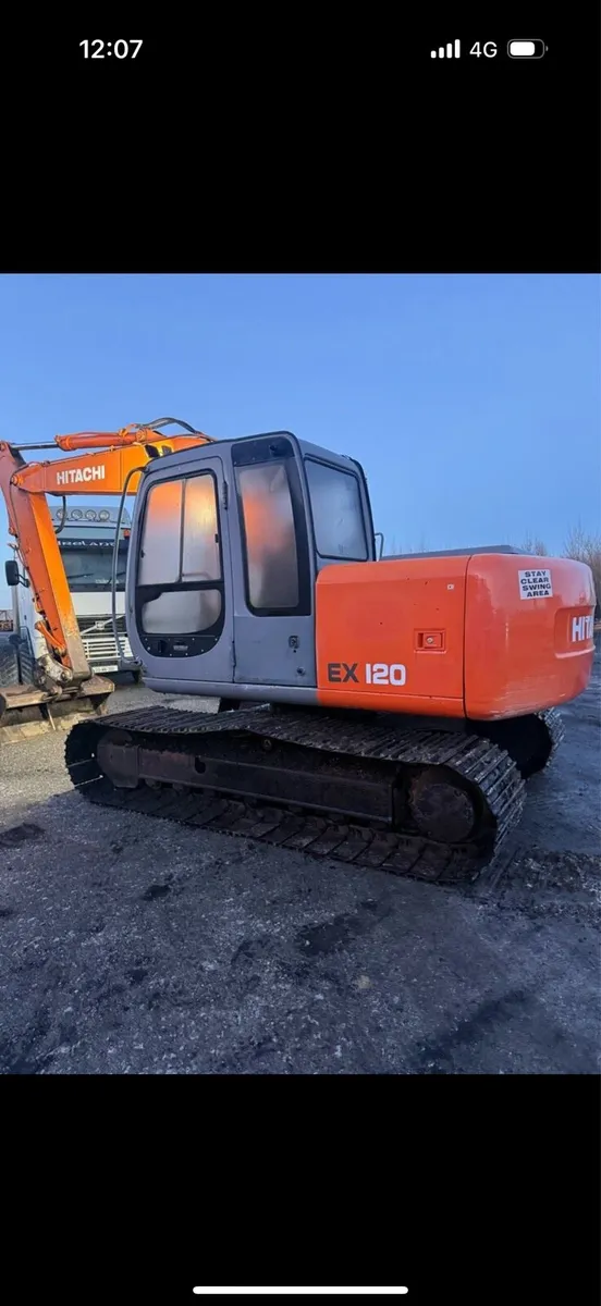2001 Hitachi ex120-5 (trade in taken) - Image 1