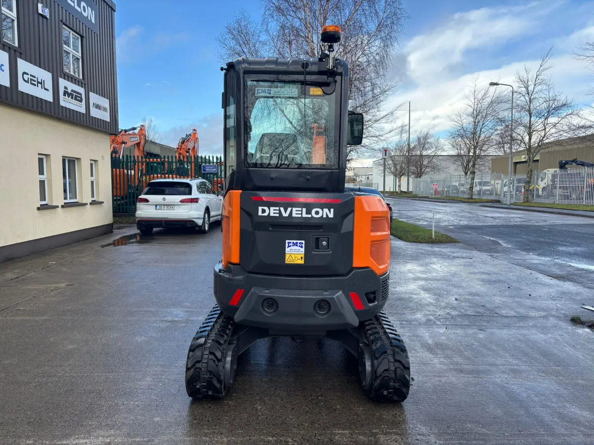 New Develon (Doosan) DX25Z-7 Mini Excavator - Image 3