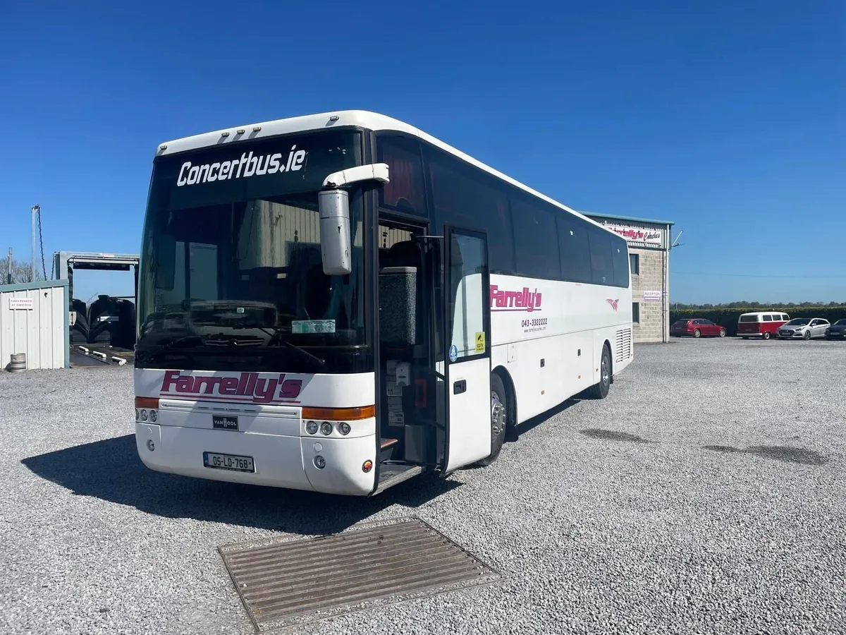 Van Hool T915 - Image 1