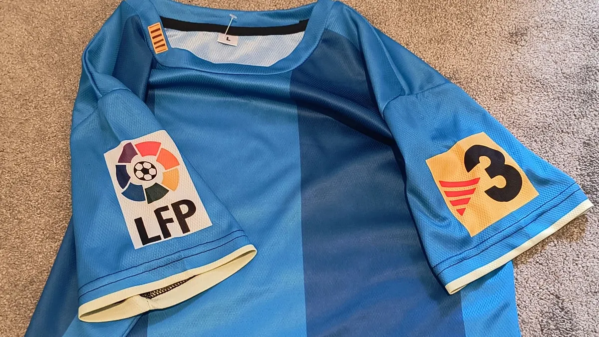 FC Barcelona jersey from the 2007-2008 season - Image 4