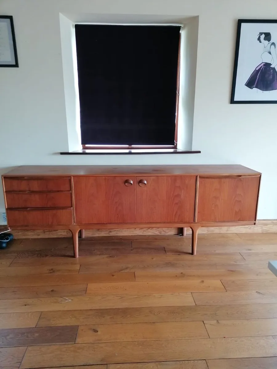 1960s McIntosh sideboard by Tom Robertson - Image 4