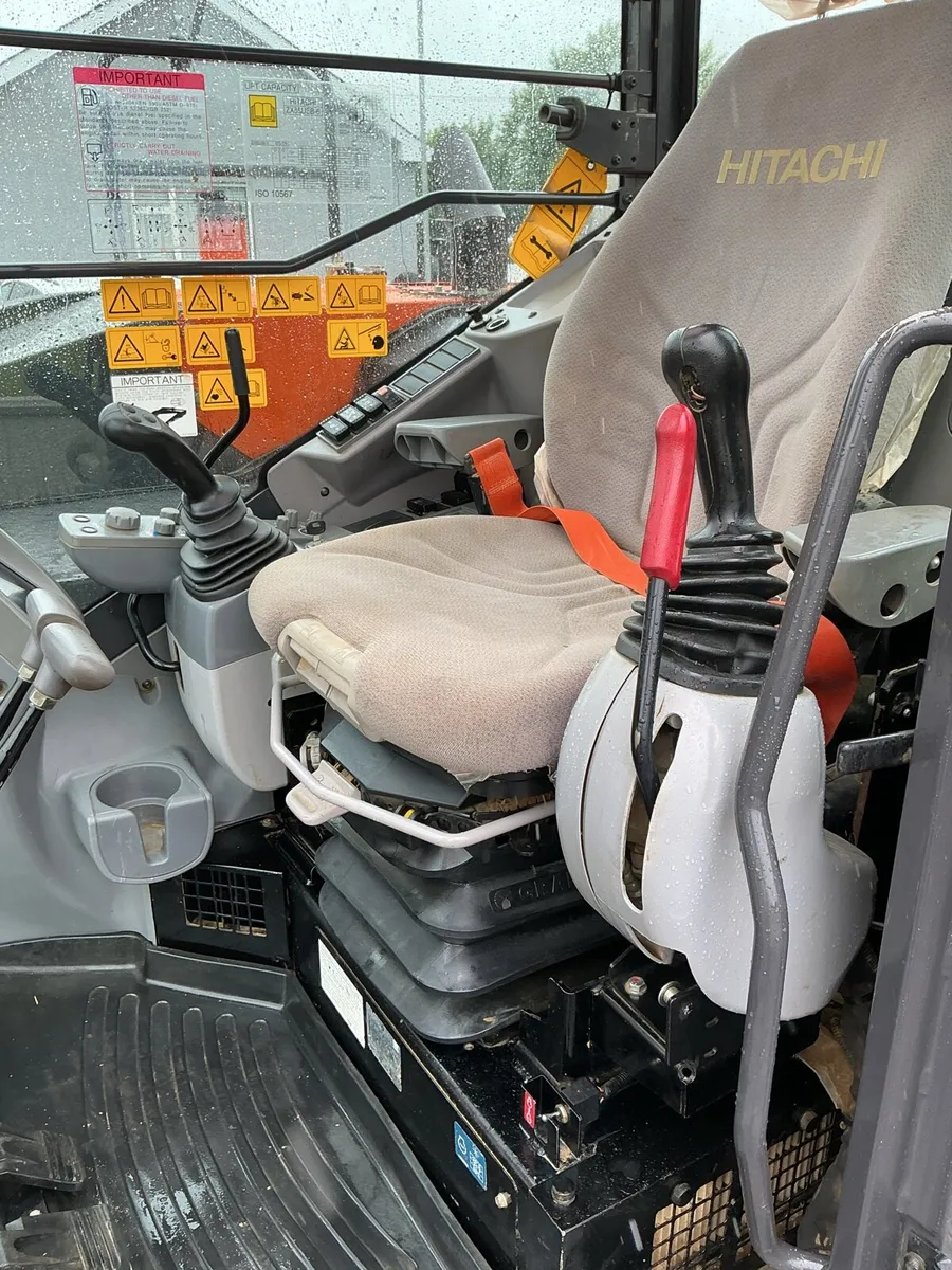 2020 hitachi zx85 - Image 3