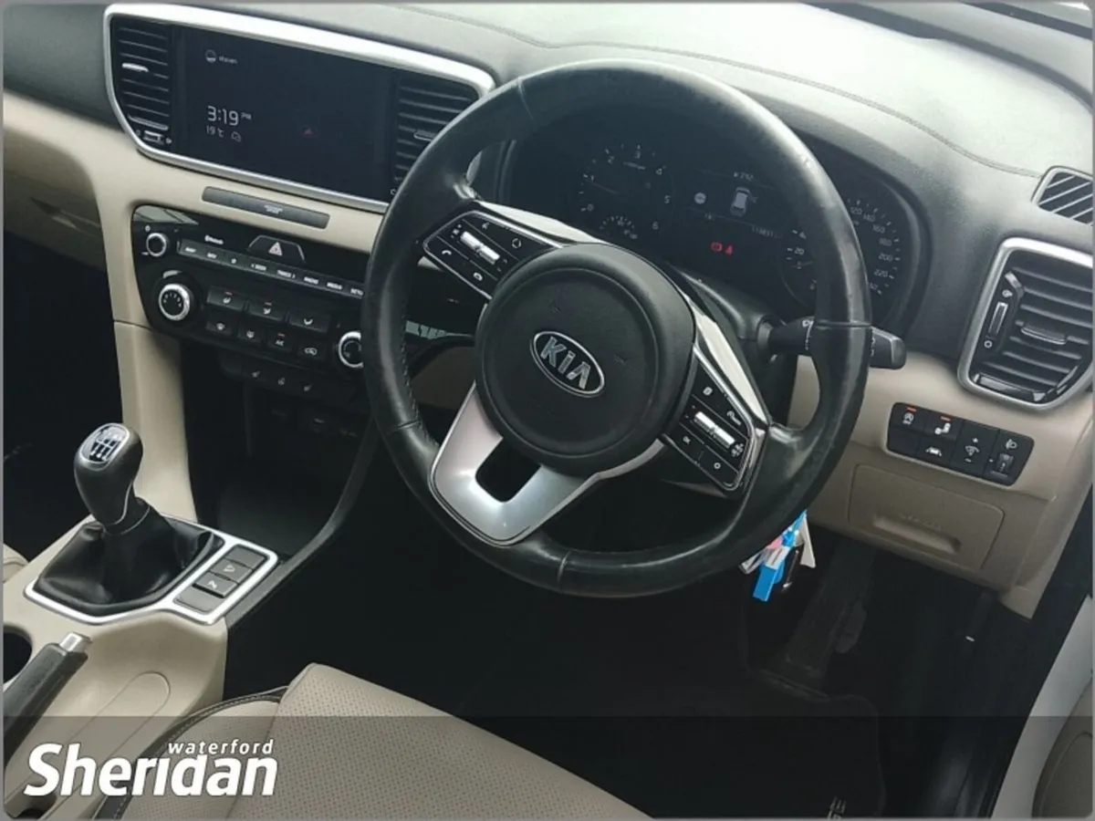 Kia Sportage K3 BLACK EDITION COM 5DR - Image 2