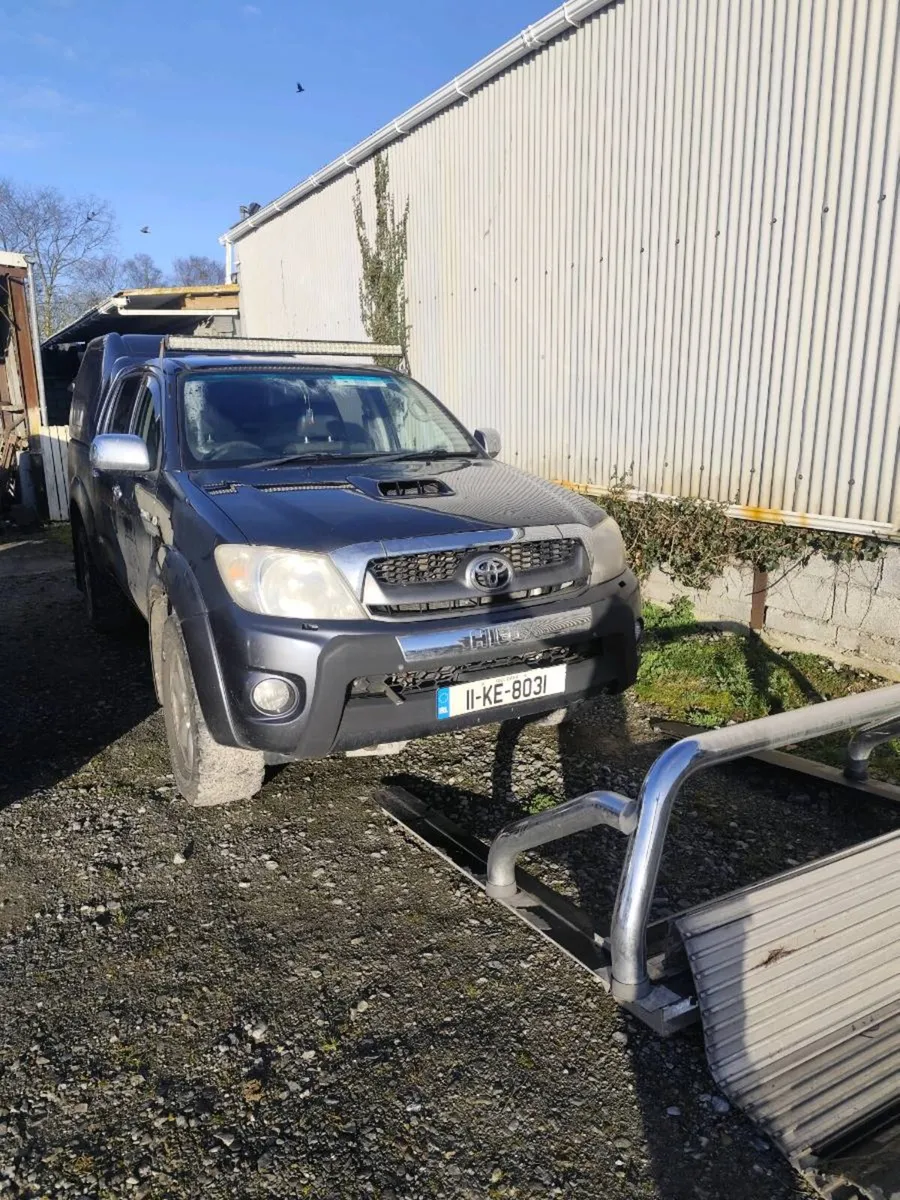 Toyota hilux 3L - Image 1
