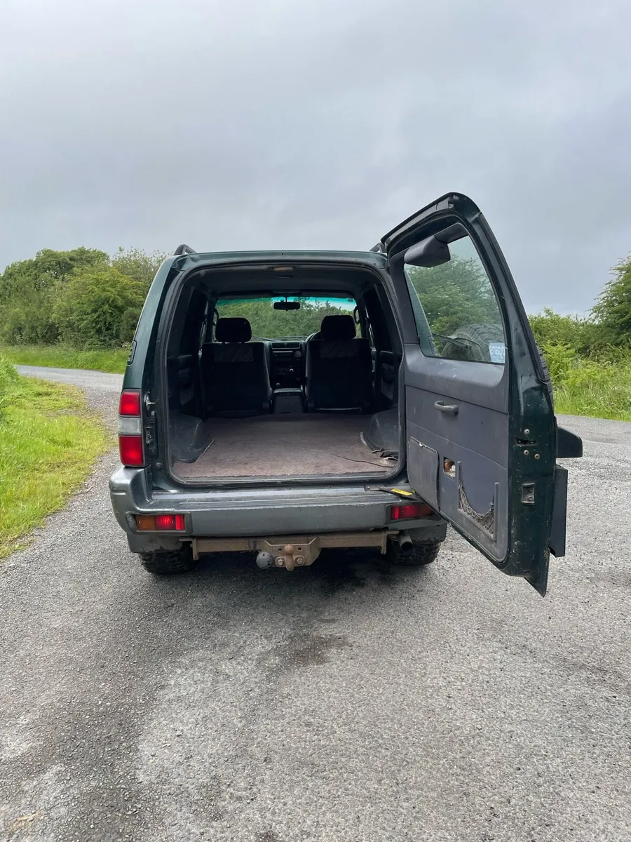 Toyota landcruiser - Image 2
