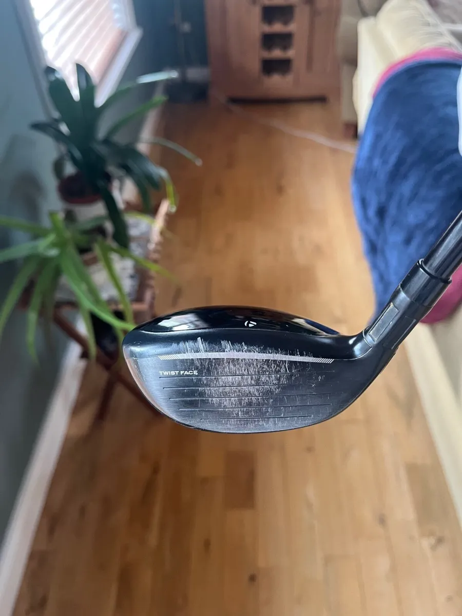 Taylormade Stealth 2 5Hybrid - Image 2