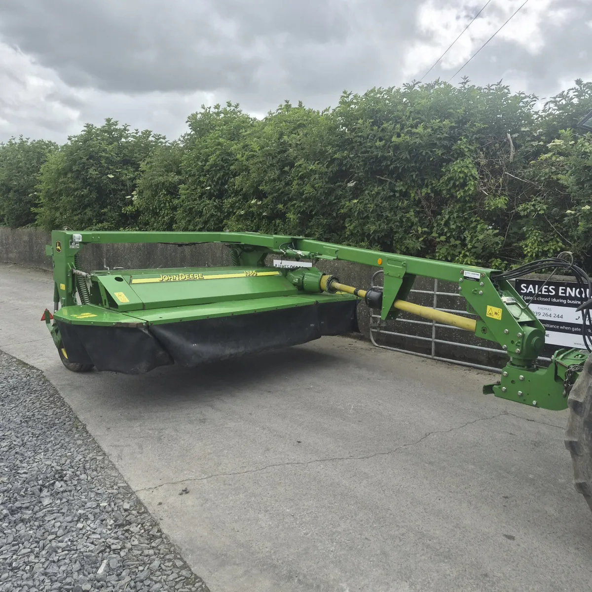 John Deere 1365 Mower - Image 1
