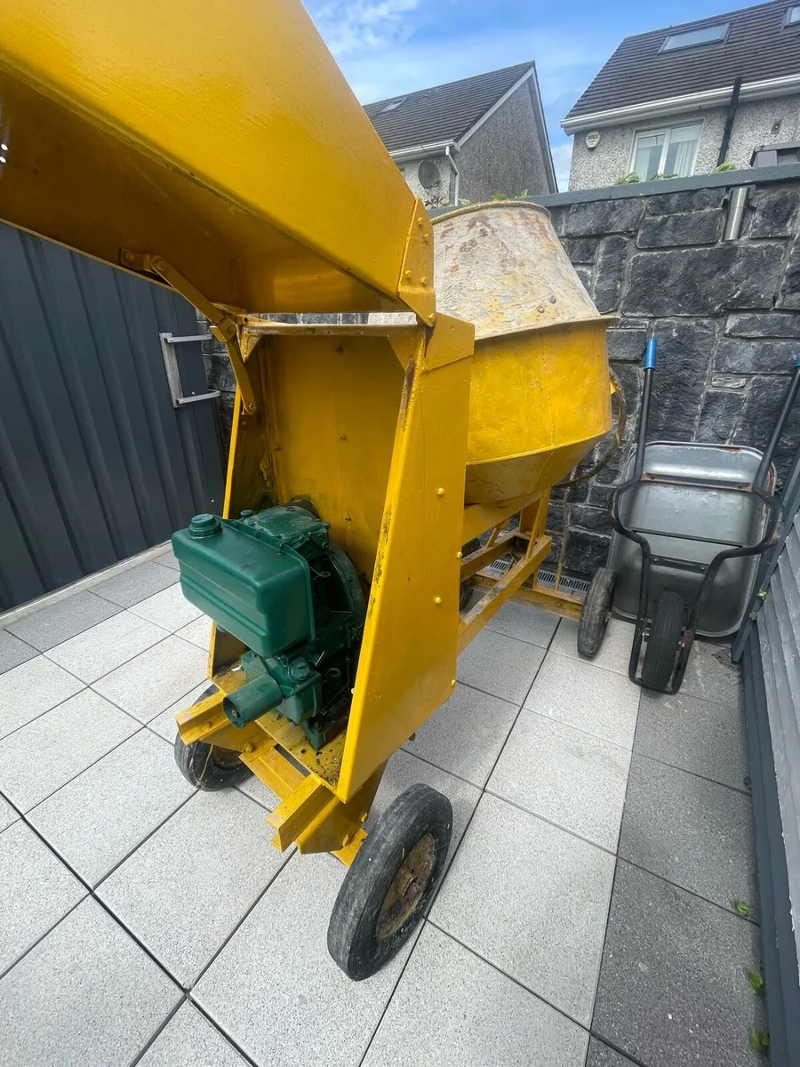 Cement Mixer - Image 1