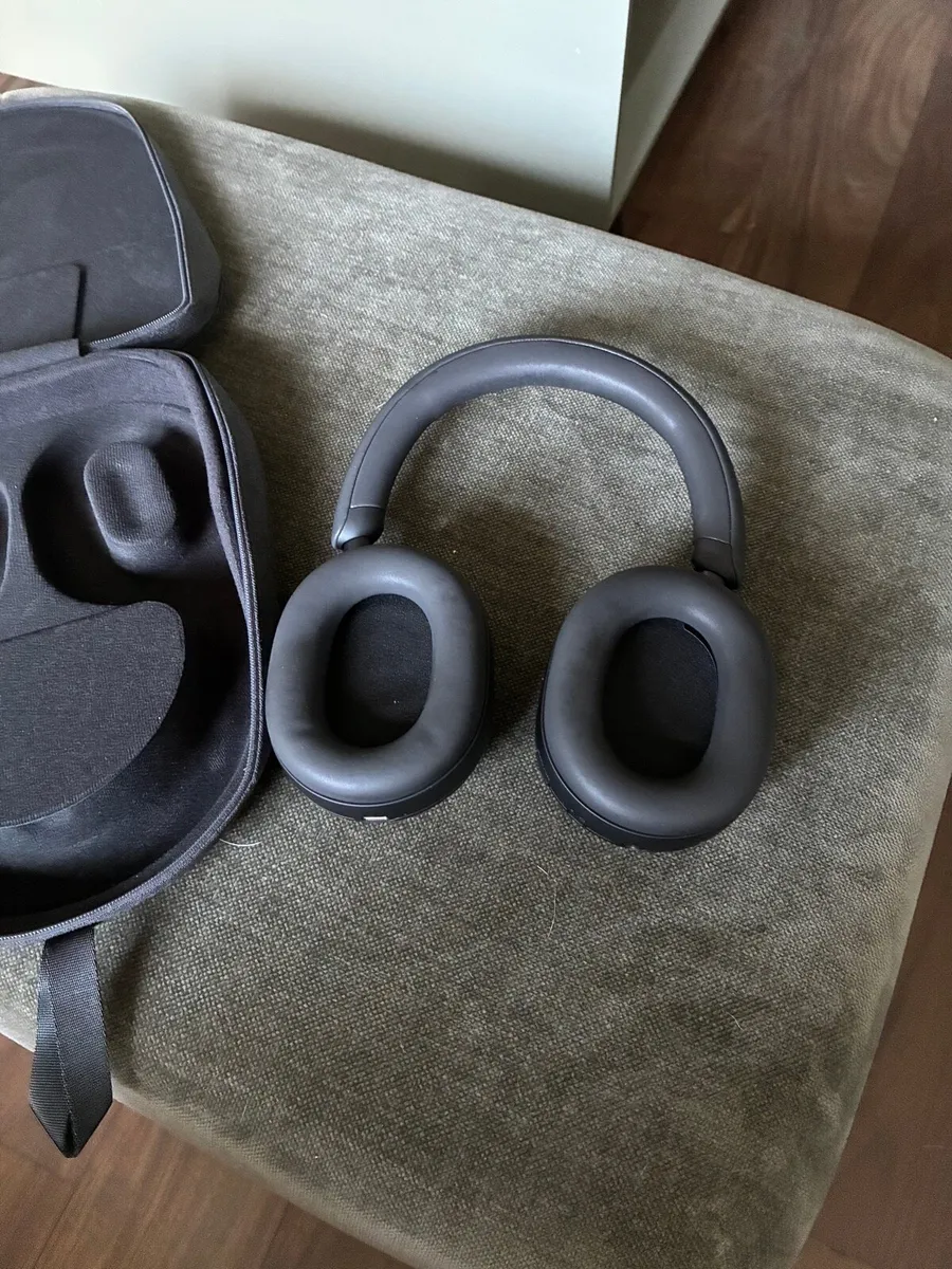 Headphones - Image 3