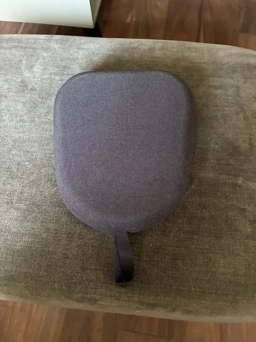 Headphones - Image 2