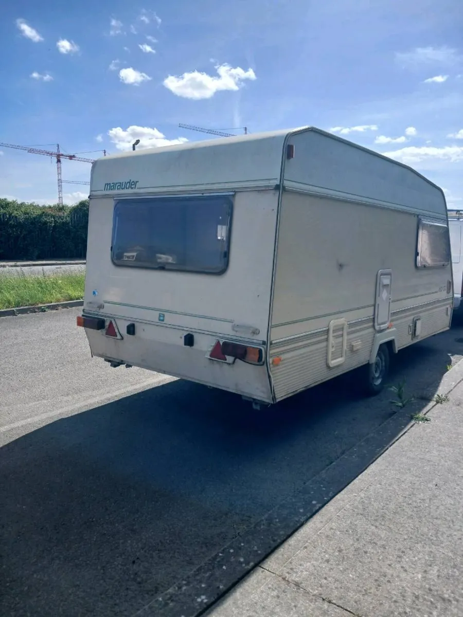Caravan - Image 4