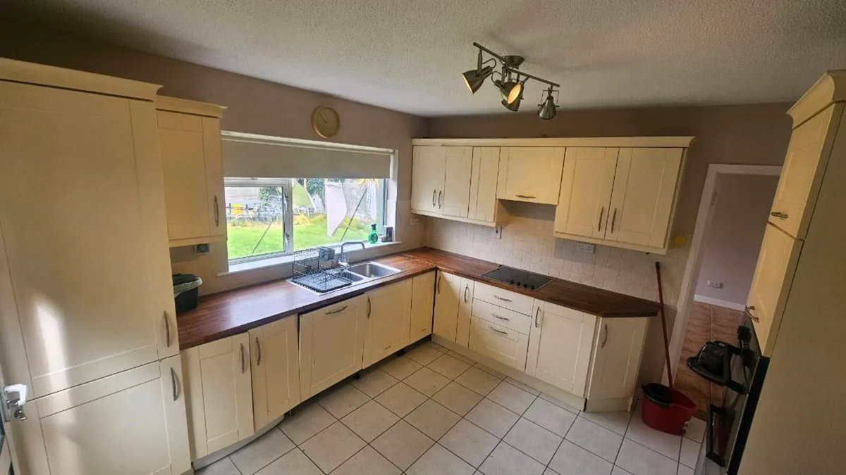 Kitchen - Image 1