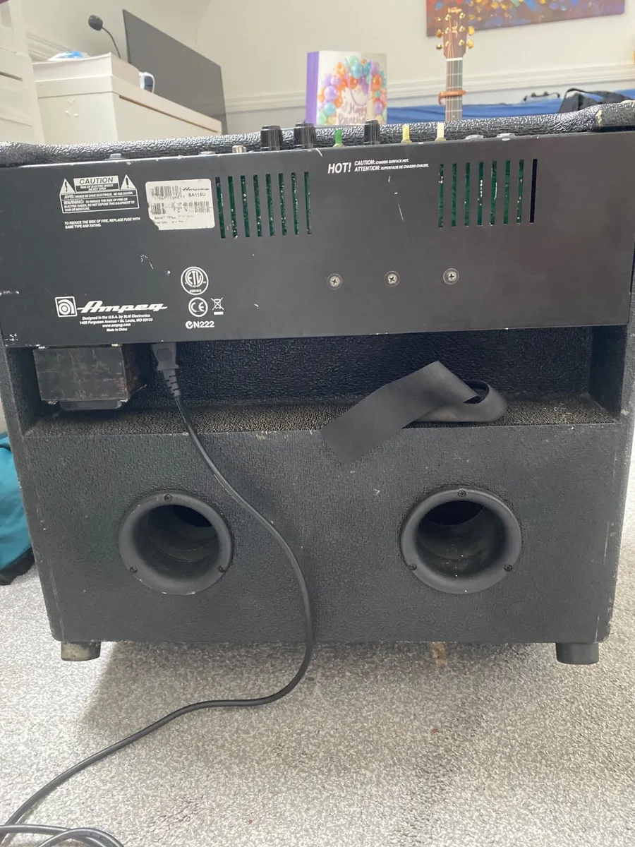 Ampeg bass amp - Image 3