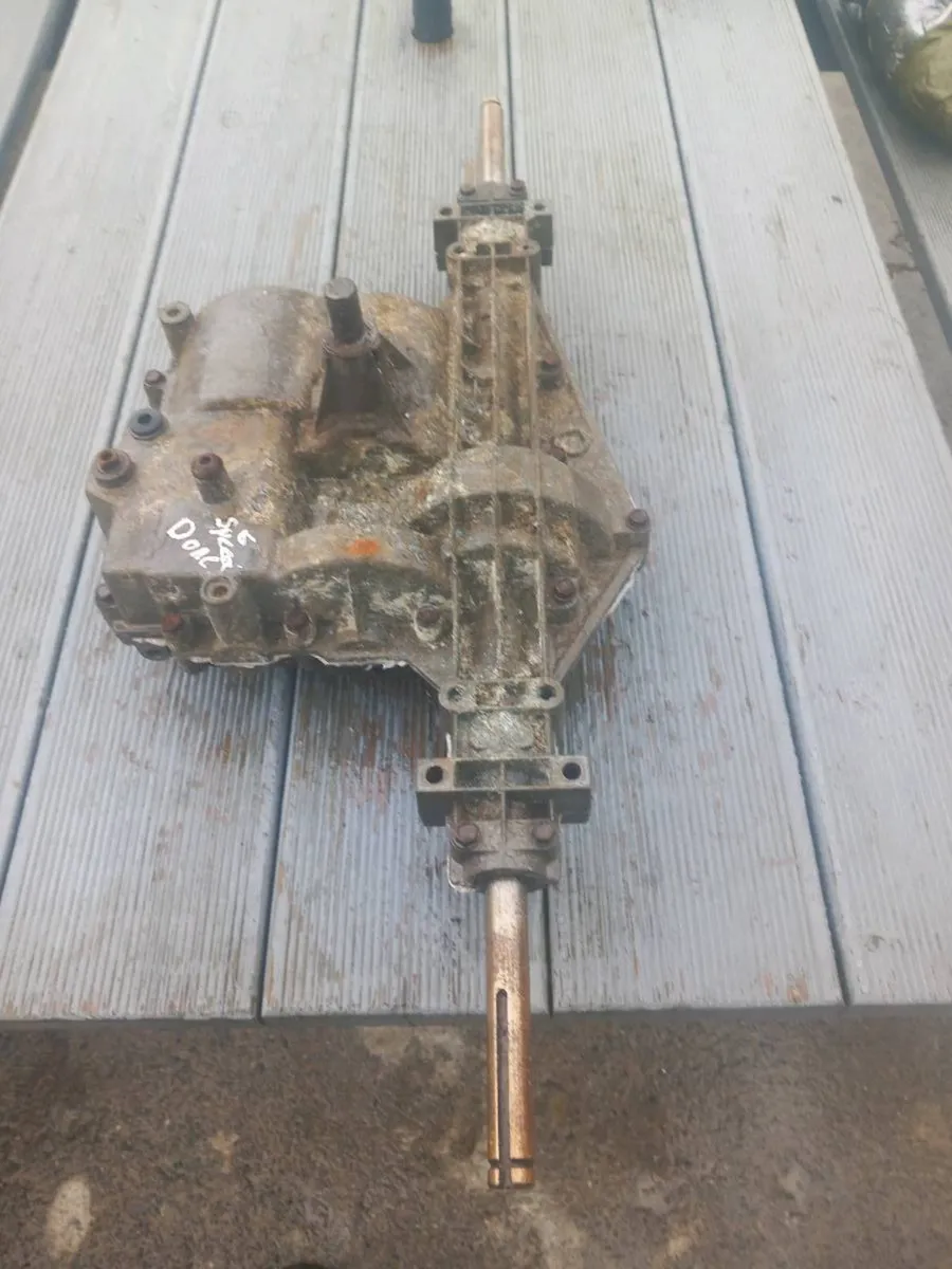 Husqvarna/jonsered manual gearbox for sale - Image 2