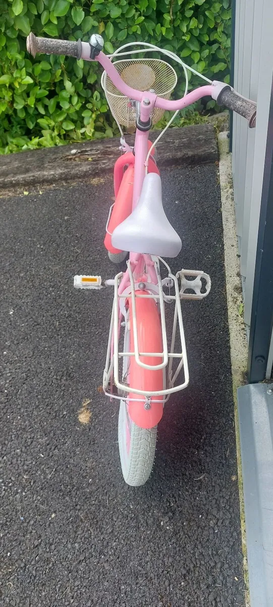 Bicycle Free to Collect - Image 4