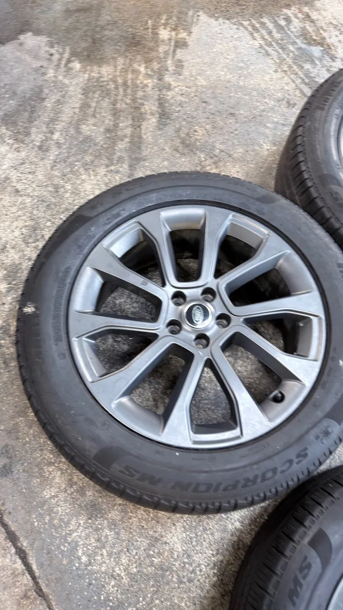 Range Rover 21” wheels and tyres - Image 1
