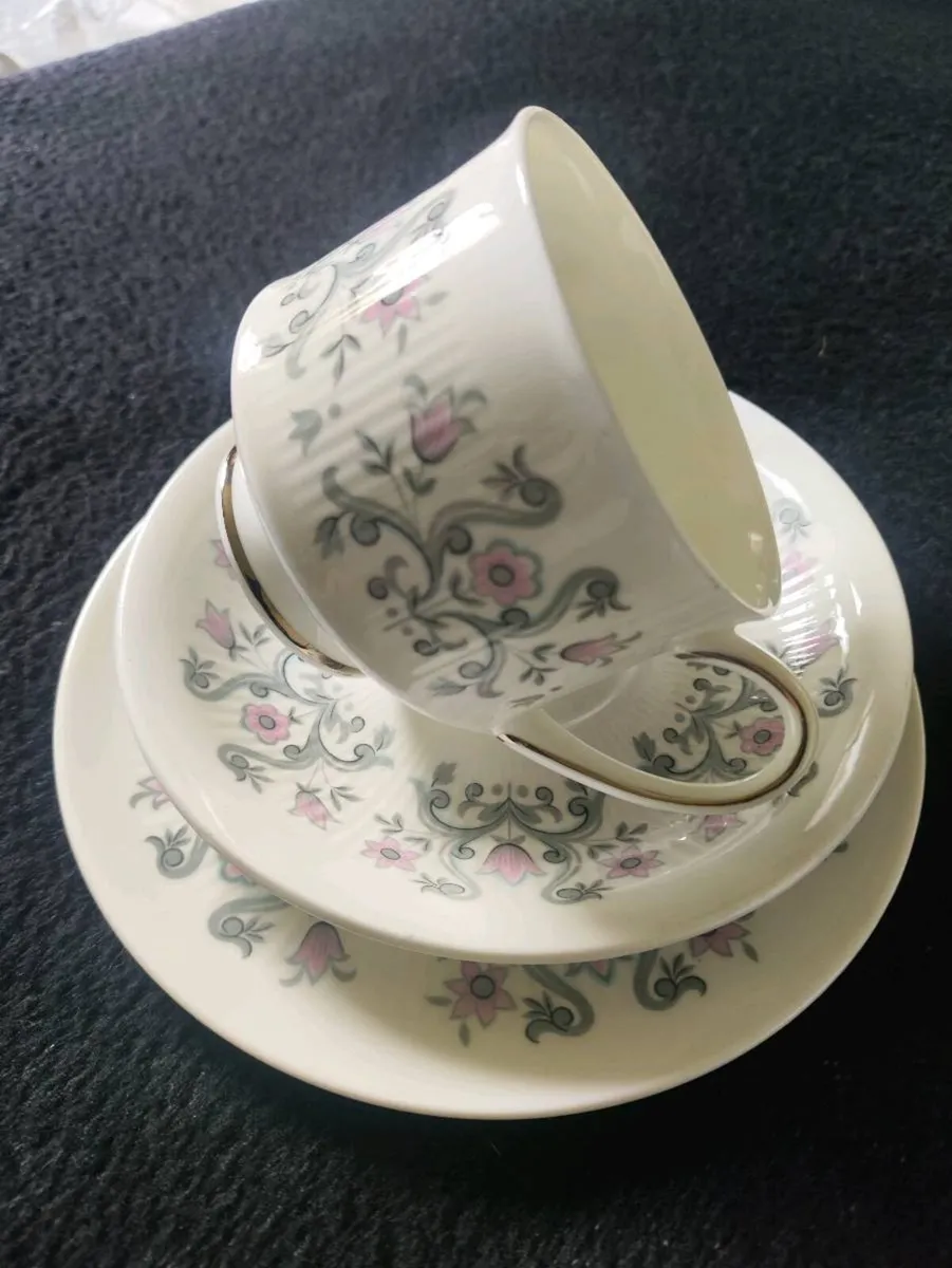 Paragon Tea Set - Image 3