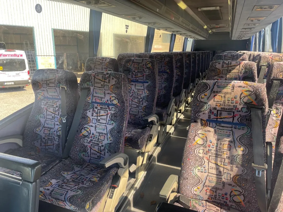 Volvo B10M 2001 - Image 3
