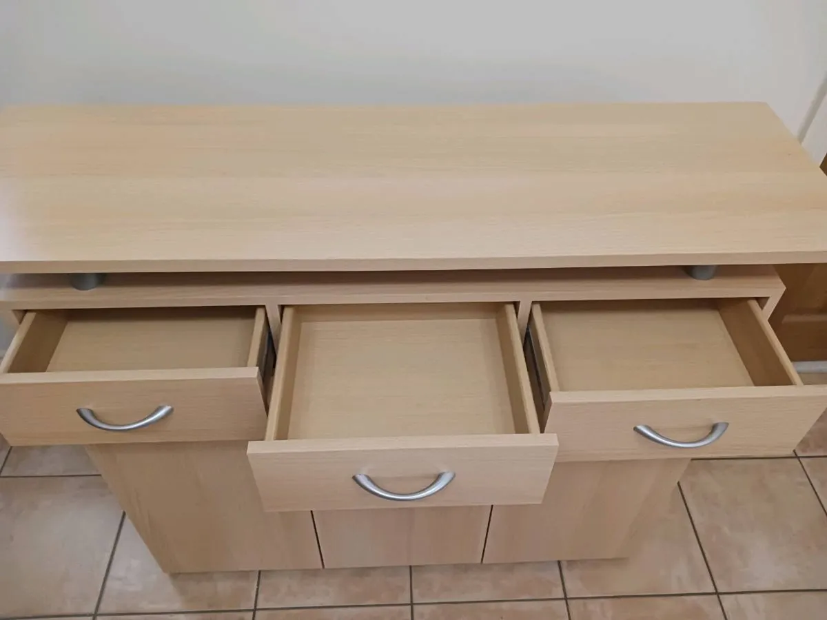 Sideboard - Image 2