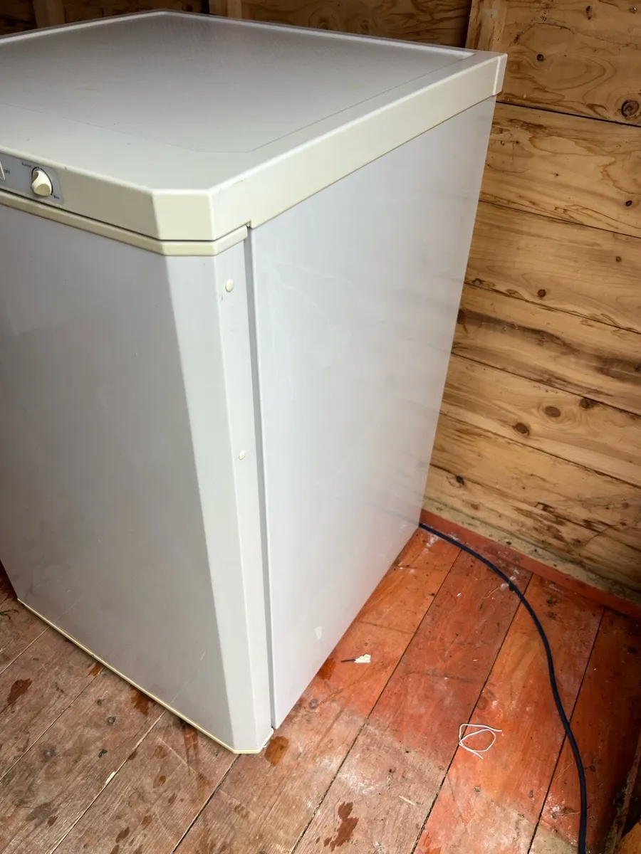 Freezer - Image 2