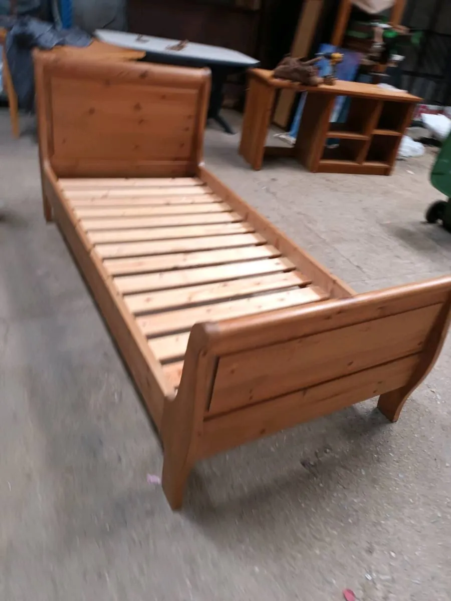 Pine Sleigh Bed - Image 4