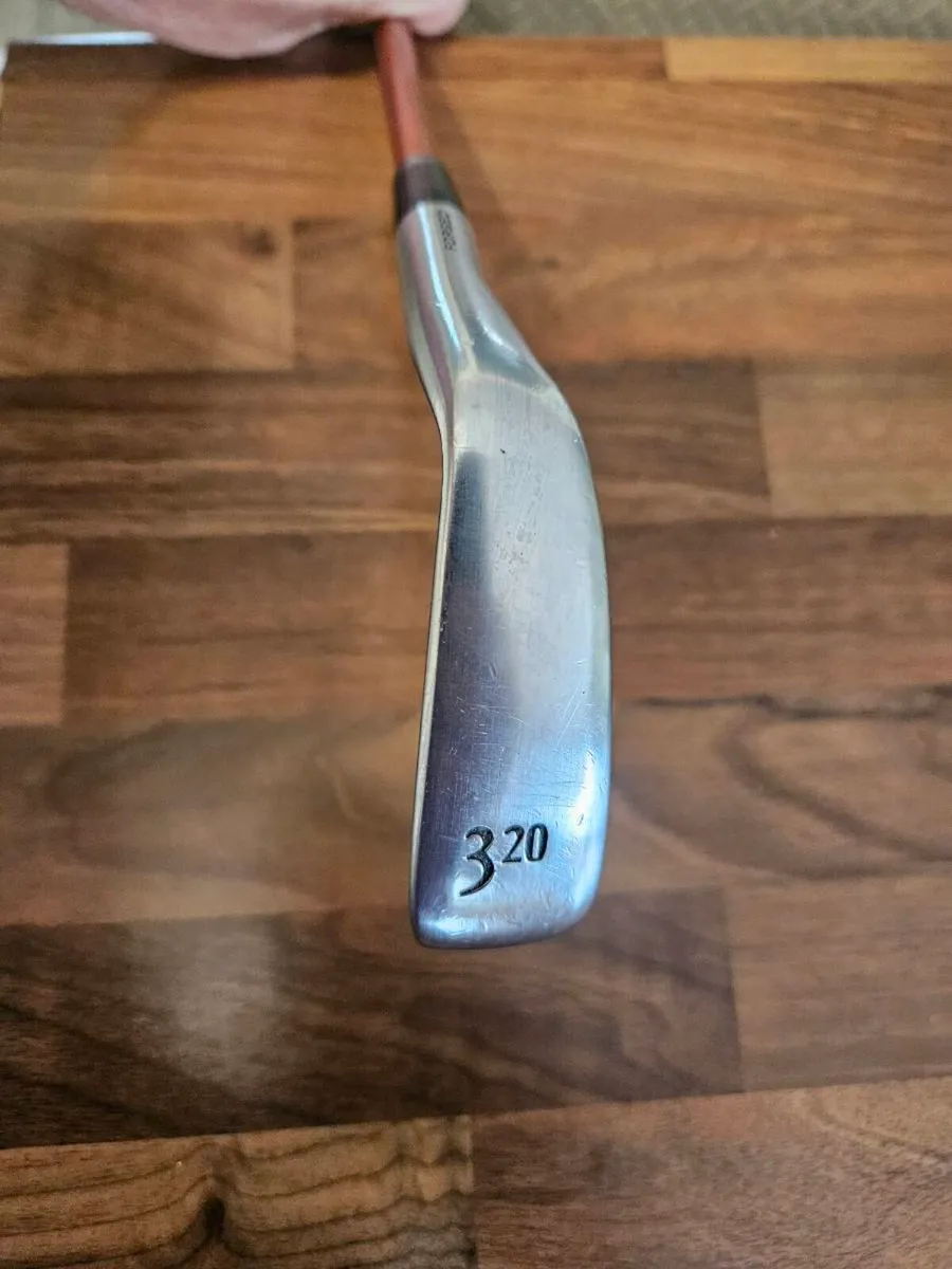 Srixon Zu 65 Utility Iron - Image 2