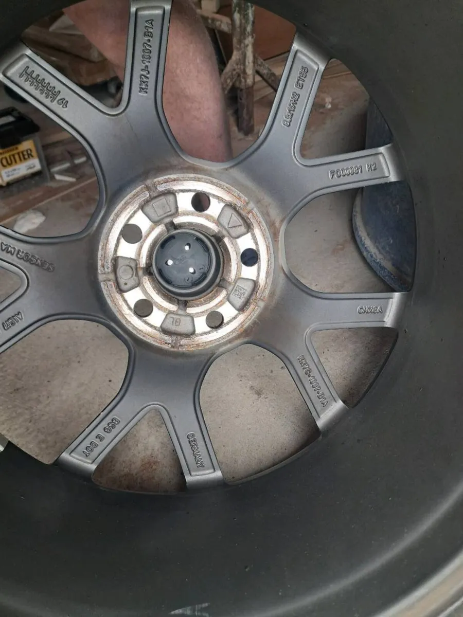 Focus RS/ST Alloy wheels - Image 2