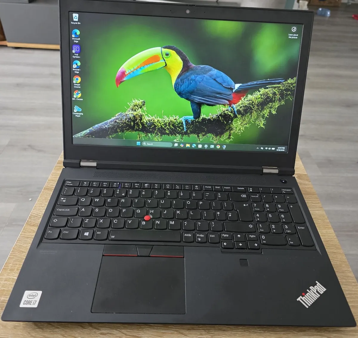 Lenovo ThinkPad P15 (20ST001BUK) - Image 1