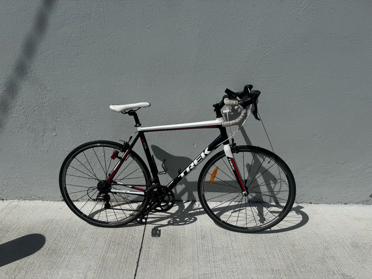 Trek One series 1.2 road bike - Image 1