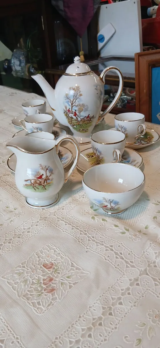 Arklow pottery,  Tally Ho. - Image 3