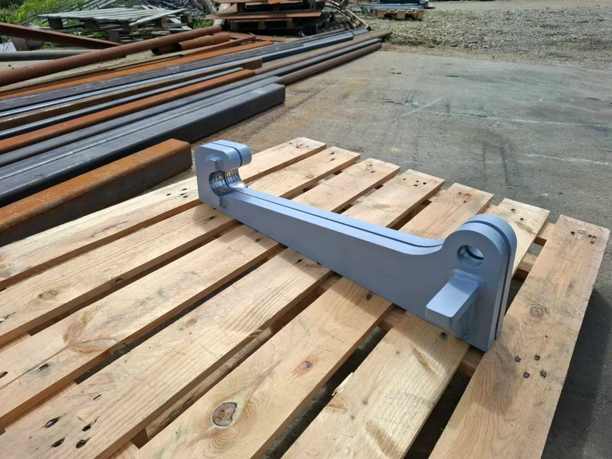 Loader brackets - Image 2