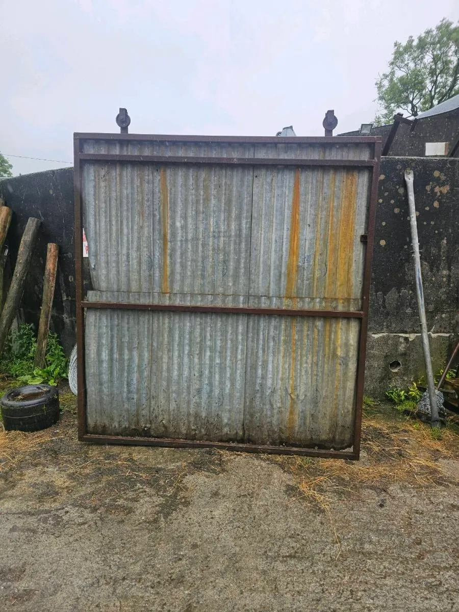 Corrugated doors and tracks for sale - Image 2